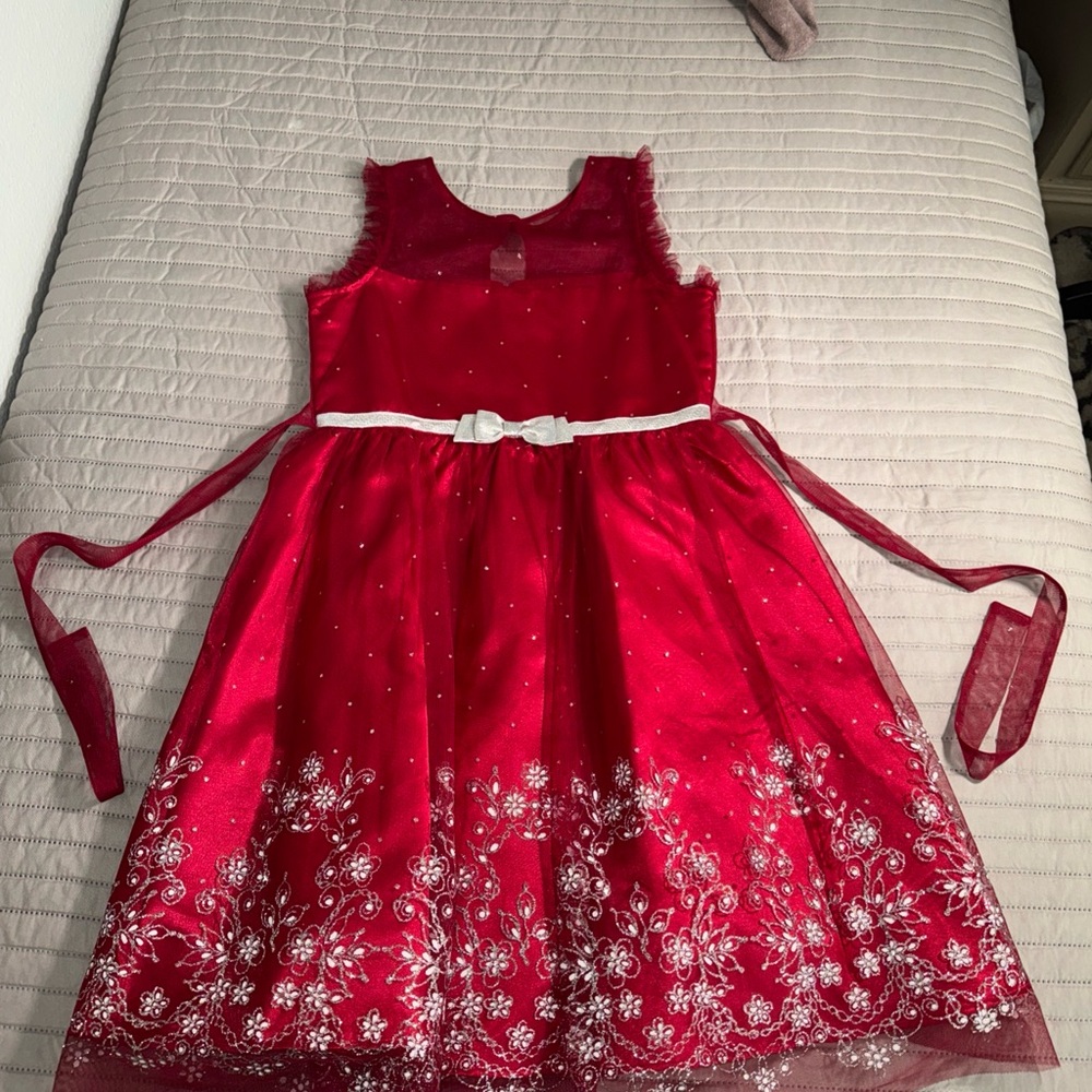 Jona Michelle girls Vibrant Red Dress with silver metallic details Sz 12